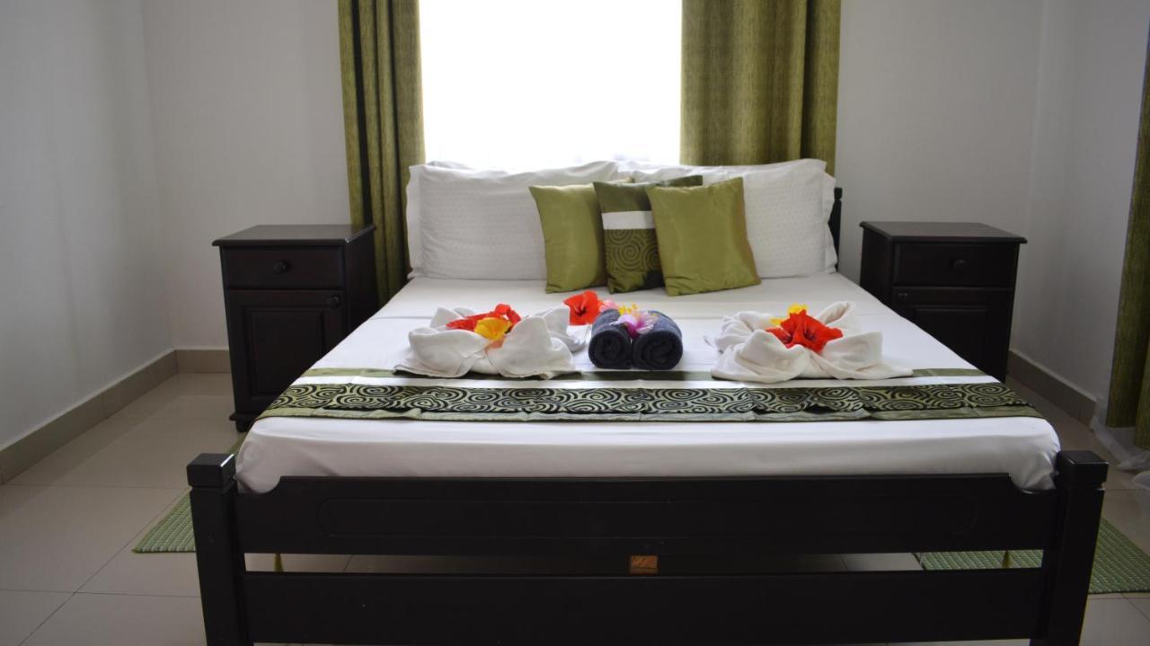 แบล วาก็องซ์ Hotel Grand Anse  ภายนอก รูปภาพ